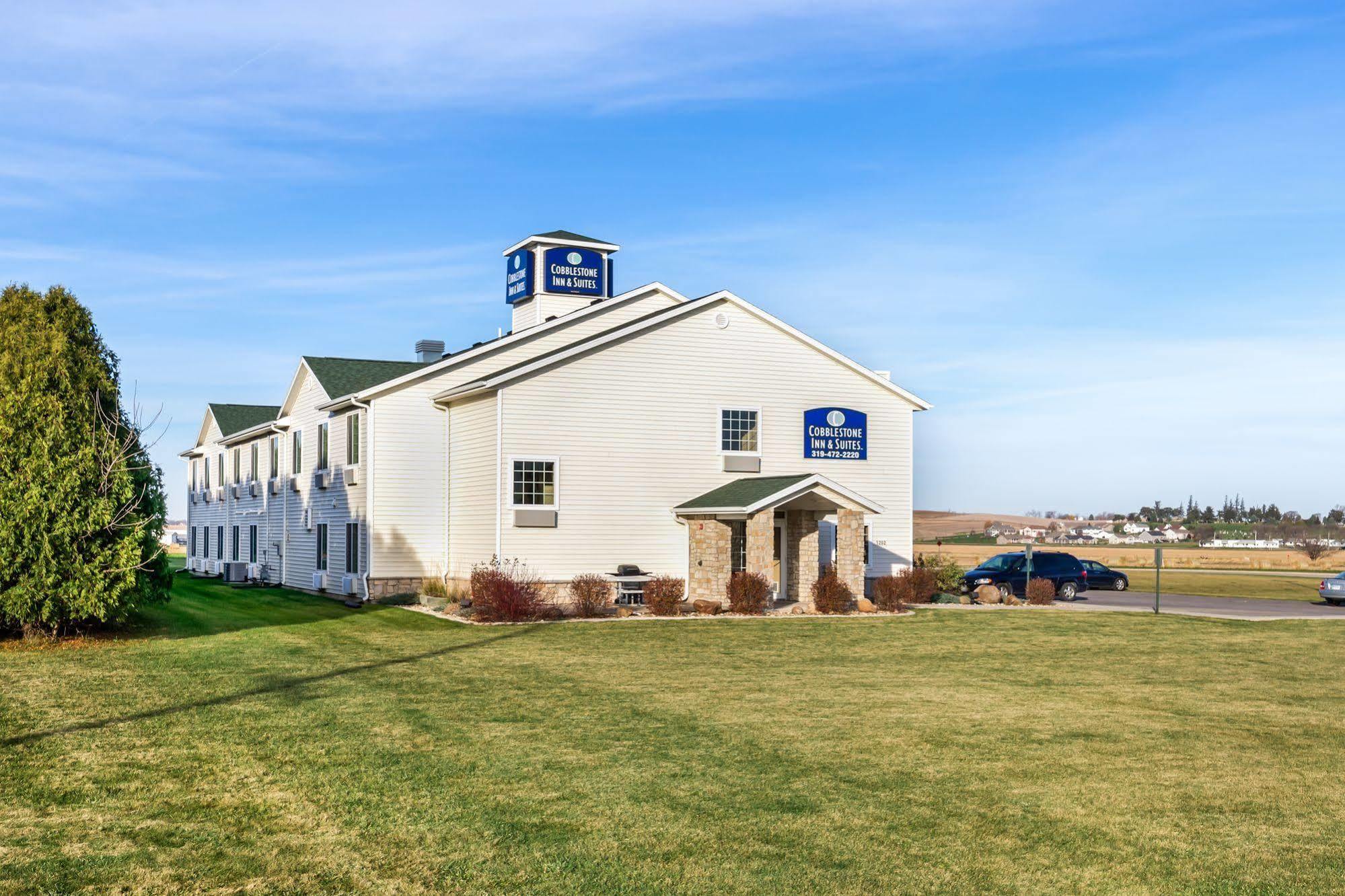 Cobblestone Inn & Suites - Vinton, Ia Exterior photo